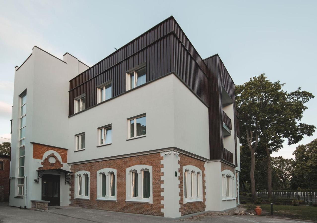 Roze Park Rooms Liepaja Bagian luar foto