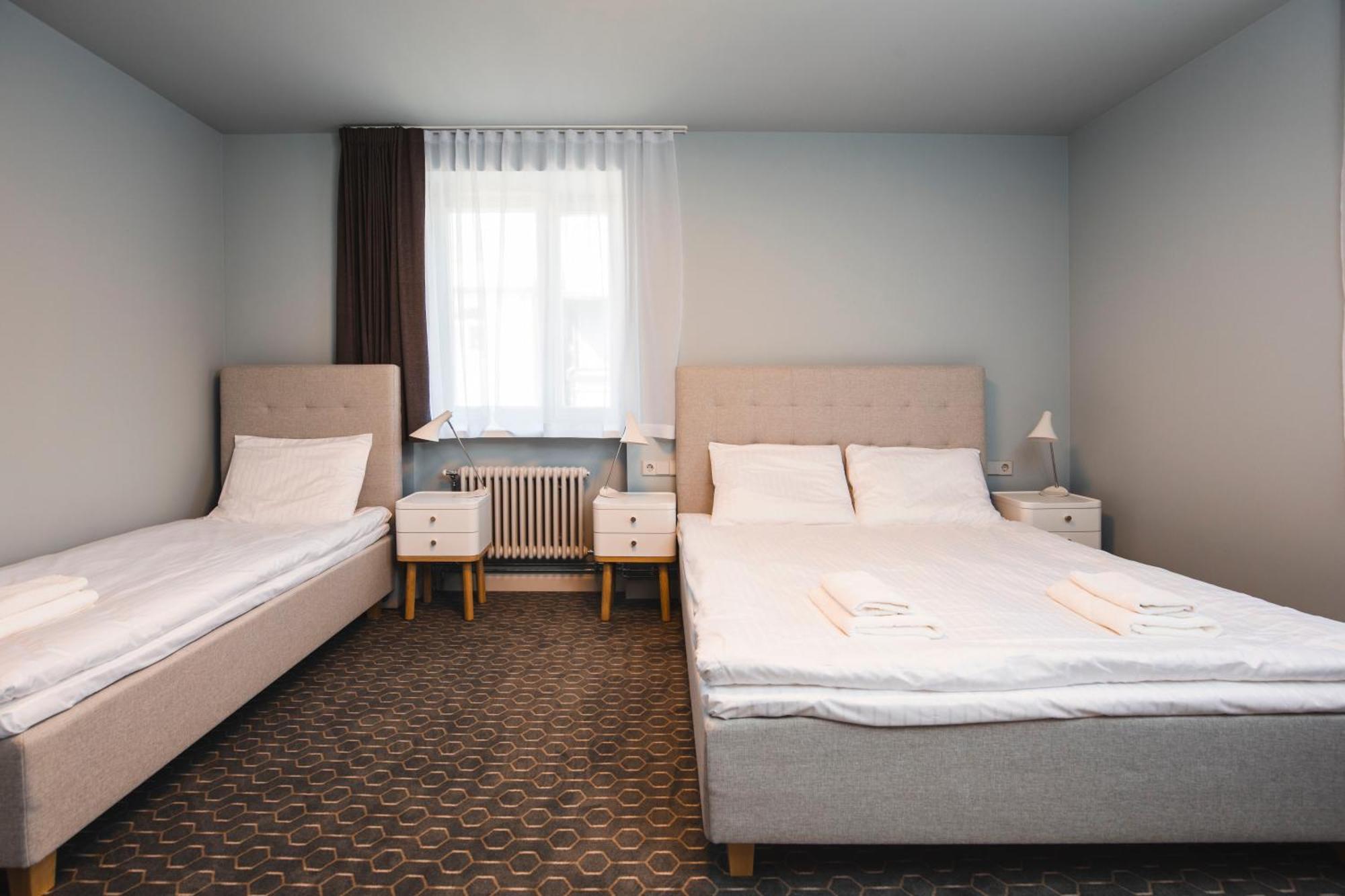 Roze Park Rooms Liepaja Bagian luar foto
